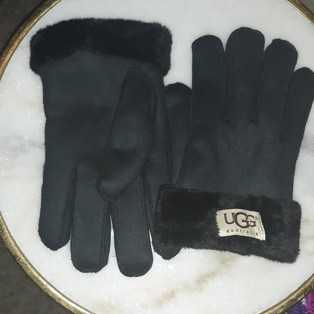 Gloves